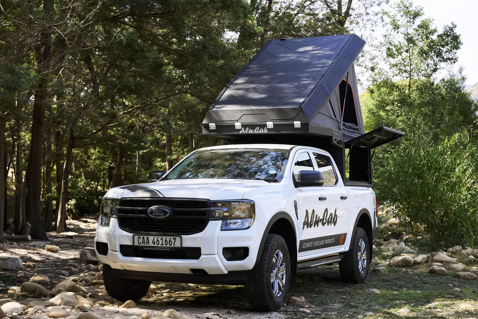 Alu-Cab truck camper