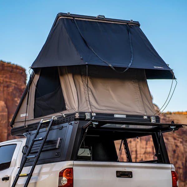Roveroll truck camper